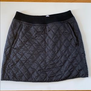 NWT PRANA Black quilted winter skirt -Small